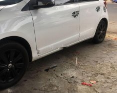 Toyota Yaris 2015 - Cần bán lại xe Toyota Yaris đời 2015, màu trắng, xe nhập giá 527 triệu tại Phú Yên