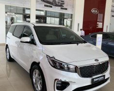 Kia Sedona Platinum D 2019 - Cần bán xe Kia Sedona Platinum D năm sản xuất 2019, màu trắng giá 1 tỷ 209 tr tại Quảng Ninh