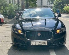 Jaguar XF 2017 - Bán ô tô Jaguar XF năm 2018, màu đen giá 2 tỷ tại Tp.HCM