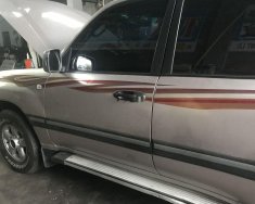 Toyota Land Cruiser 2001 - Chính chủ bán Toyota Land Cruiser năm 2001, màu bạc giá 325 triệu tại BR-Vũng Tàu