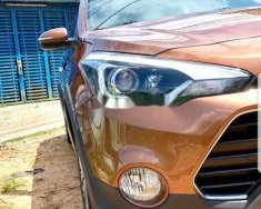 Hyundai i20 2016 - Gia đình lên đời bán xe Hyundai i20 sản xuất 2016, màu nâu giá 505 triệu tại Gia Lai