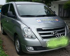 Hyundai Grand Starex 2017 - Bán Hyundai Grand Starex năm 2017 xe cũ, màu bạc xe còn mới nguyên bản giá 870 triệu tại Đà Nẵng