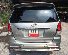 Toyota Innova MT 2011 - Bán xe Toyota Innova MT đời 2011, màu bạc giá 420 triệu tại Tp.HCM