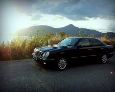 Mercedes-Benz E class 1996 - Bán ô tô Mercedes 1996, giá cả hợp lý, xe còn nguyên bản giá 100 triệu tại Đồng Nai