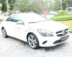 Mercedes-Benz CLA class 2017 - Cần bán Mercedes đời 2017, màu trắng xe gia đình, còn nguyên bản giá 1 tỷ 300 tr tại Hà Nội