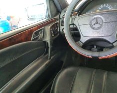 Mercedes-Benz E class   E 230  1997 - Cần bán gấp Mercedes E 230 1997, nhập khẩu nguyên chiếc giá 95 triệu tại Bình Dương