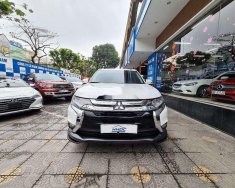 Mitsubishi Outlander Sport   2018 - Cần bán gấp Mitsubishi Outlander Sport năm sản xuất 2018, màu trắng, giá tốt giá 888 triệu tại Hà Nội