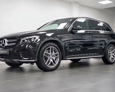 Mercedes-Benz GLC-Class GLC 300 4 Matic 2018 - Cần bán Mercedes GLC 300 4 Matic đời 2019, màu đen, giá tốt giá 1 tỷ 915 tr tại Hà Nội