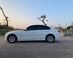 BMW 3 Series 2016 - Cần bán gấp chiếc BMW 3 Series 320i, đời 2016, màu trắng, nhập khẩu nguyên chiếc giá 1 tỷ 80 tr tại Hà Nội