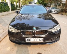 BMW 3 Series   2016 - Bán gấp chiếc BMW 3 Series 320i, màu đen, nhập khẩu nguyên chiếc, giá rẻ giá 920 triệu tại Hà Nội