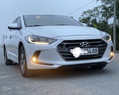 Hyundai Elantra 2017 - Bán Hyundai Elantra 2017, màu trắng xe gia đình giá 435 triệu tại Hà Nam