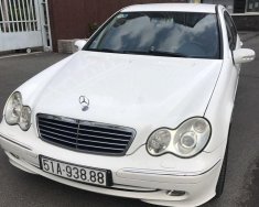 Mercedes-Benz C class 2004 - Cần bán gấp Mercedes C240 sản xuất năm 2004, màu trắng, 256tr giá 256 triệu tại Tp.HCM