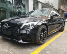 Mercedes-Benz C class 2020 - Siêu khuyến mãi giảm giá khi mua chiếc Mercedes-Benz C300 AMG, sản xuất 2020, giao nhanh giá 1 tỷ 929 tr tại Tp.HCM