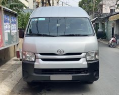 Toyota Hiace 2017 - Bán Toyota Hiace 2017 số sàn, máy xăng, màu bạc nhập Nhật giá 596 triệu tại Tp.HCM