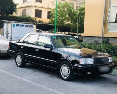 Toyota Crown 1997 - Cần bán lại xe Toyota Crown năm 1997, màu đen, xe nhập, 780 triệu giá 780 triệu tại Hà Nội