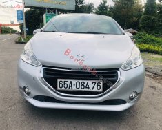 Peugeot 208 2013 - Cần bán gấp Peugeot 208 đời 2013, màu bạc, nhập khẩu nguyên chiếc còn mới giá 430 triệu tại Cần Thơ