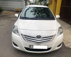 Toyota Vios E 2013 - Bán Toyota Vios E sản xuất năm 2013, màu trắng chính chủ, giá 235tr giá 235 triệu tại Tp.HCM