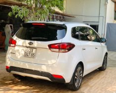 Kia Rondo  AT 2019 - Cần bán xe Kia Rondo AT sản xuất năm 2019, màu trắng giá cạnh tranh giá 525 triệu tại Bình Dương