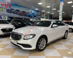 Mercedes-Benz E200   2016 - Xe Mercedes đời 2016, màu trắng còn mới giá 1 tỷ 460 tr tại Quảng Ninh