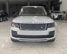 Bán Range Rover SV Autobiography 2022 màu trắng, nội thất da bò, xe sẵn giao ngay giá 12 tỷ 500 tr tại Hà Nội