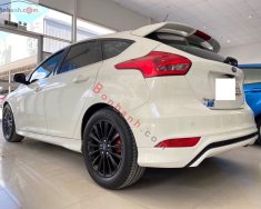 Ford Focus   Sport 2016 - Cần bán Ford Focus Sport sản xuất năm 2016, màu trắng xe gia đình giá 519 triệu tại Tp.HCM