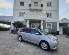 Toyota Sienna   Limited  2010 - Cần bán gấp Toyota Sienna Limited năm 2010, màu bạc, nhập khẩu như mới giá 1 tỷ 260 tr tại Tiền Giang