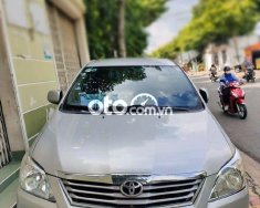 Toyota Innova  E   2012 - Bán xe Toyota Innova E đời 2012, màu bạc giá 310 triệu tại Bình Dương