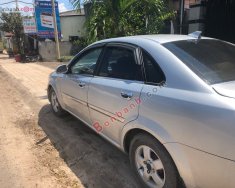 Daewoo Lacetti 2005 - Cần bán gấp Daewoo Lacetti năm sản xuất 2005, màu bạc còn mới giá 111 triệu tại Long An