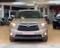 Toyota Highlander LE 2014 - Xe Toyota Highlander LE nhập Mỹ nguyên chiếc sản xuất năm 2014 giá 1 tỷ 300 tr tại Hà Nội