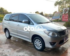 Toyota Innova  E 2012 - Cần bán Toyota Innova E năm 2012, màu bạc số sàn giá 315 triệu tại Quảng Ninh