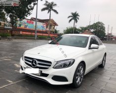 Cần bán gấp Mercedes C200 sản xuất 2018, màu trắng chính chủ giá 1 tỷ 189 tr tại Hà Nội