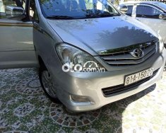 Toyota Innova J 2007 - Bán ô tô Toyota Innova J đời 2007, màu bạc xe gia đình, 165 triệu giá 165 triệu tại Bình Phước