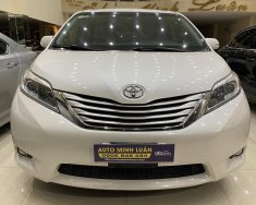 Toyota Sienna 2017 - Màu trắng giá 2 tỷ 650 tr tại Tp.HCM