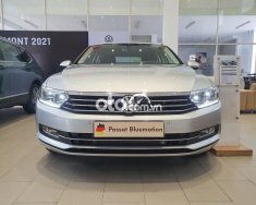 Volkswagen Passat 2018 - Cần bán xe Volkswagen Passat đời 2018, màu bạc, nhập khẩu giá 1 tỷ 280 tr tại Tp.HCM