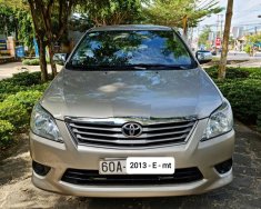 Toyota Innova E 2013 - Cần bán gấp xe Toyota Innova E 2013, xe còn rất mưới, giá chỉ 335 triệu giá 335 triệu tại Đồng Nai