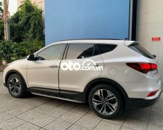 Hyundai Santa Fe 4WD 2016 - Bán Hyundai Santa Fe 4WD năm 2016, màu trắng, 810tr giá 810 triệu tại Tp.HCM