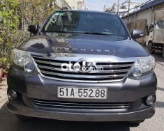 Toyota Fortuner V 2013 - Cần bán gấp Toyota Fortuner V sản xuất năm 2013, màu xám giá cạnh tranh giá 530 triệu tại Tp.HCM