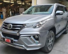 Toyota Venza 2017 - Bán ô tô Toyota Venza 2.7AWD AT năm 2017, màu bạc giá 840 triệu tại Hà Nội