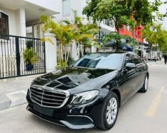 Mercedes-Benz E200 2017 - Bán Mercedes E200 năm 2017, màu đen giá 1 tỷ 490 tr tại Nghệ An