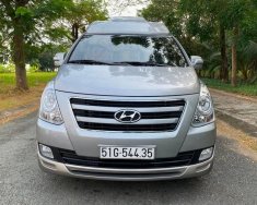 Hyundai Starex   2018 - Bán ô tô Hyundai Starex Limousine năm 2018, màu bạc giá 1 tỷ 70 tr tại Tp.HCM