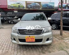 Toyota Hilux MT 2012 - Bán Toyota Hilux MT sản xuất năm 2012, màu bạc giá cạnh tranh giá 340 triệu tại Hải Dương