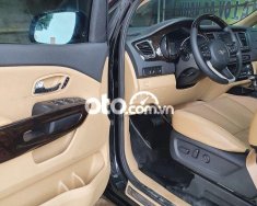 Kia Sedona 2018 - Bán xe Kia Sedona 2.2 DATH năm 2018, màu đen giá 890 triệu tại Vĩnh Phúc