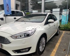 Ford Focus   Titanium  2016 - Bán Ford Focus Titanium sản xuất năm 2016, màu trắng giá 545 triệu tại Tp.HCM