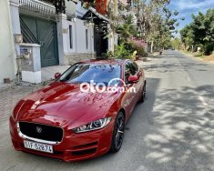 Jaguar XE XE 2.0 2015 - Cần bán lại xe Jaguar XE XE 2.0 năm sản xuất 2015, màu đỏ, nhập khẩu giá 1 tỷ 130 tr tại Tp.HCM