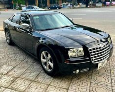 Chrysler 300C 2007 - Xe Chrysler 300C AT năm 2007, màu đen, xe chính chủ biển Hà Nội giá 490 triệu tại Hà Nội