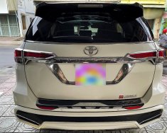 Toyota Fortuner 2018 - Bán ô tô Toyota Fortuner 2.7V 4x2AT năm 2018, màu trắng, xe nhập số tự động giá 885 triệu tại Trà Vinh