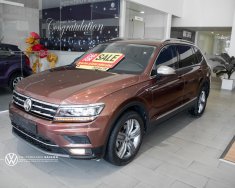 Volkswagen Tiguan 2017 - Xe qua sử dụng chính hãng, hỗ trợ bank 75%, giao xe toàn quốc giá 1 tỷ 189 tr tại Tp.HCM