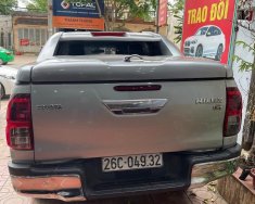 Toyota Hilux 2015 - Xe màu bạc giá 595 triệu tại Sơn La