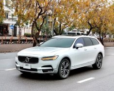 Volvo V90 2018 - Màu trắng giá 2 tỷ 288 tr tại Hà Nội