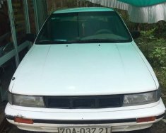 Nissan Bluebird 1990 - Màu trắng giá 35 triệu tại Bình Dương